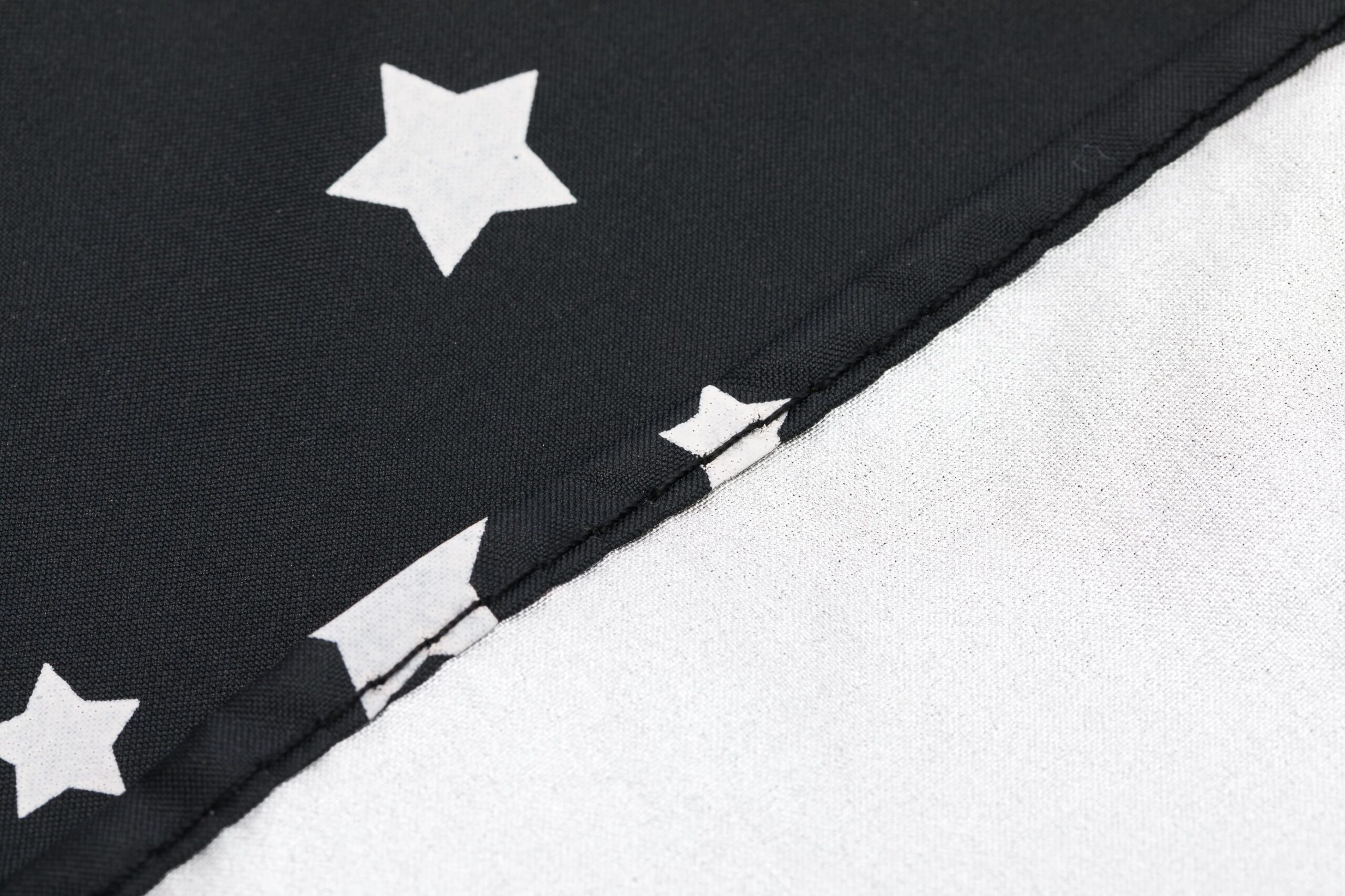17709-1_fillikid-slunecni-clona-na-kocarek-black-stars-uv50-babystar-cz