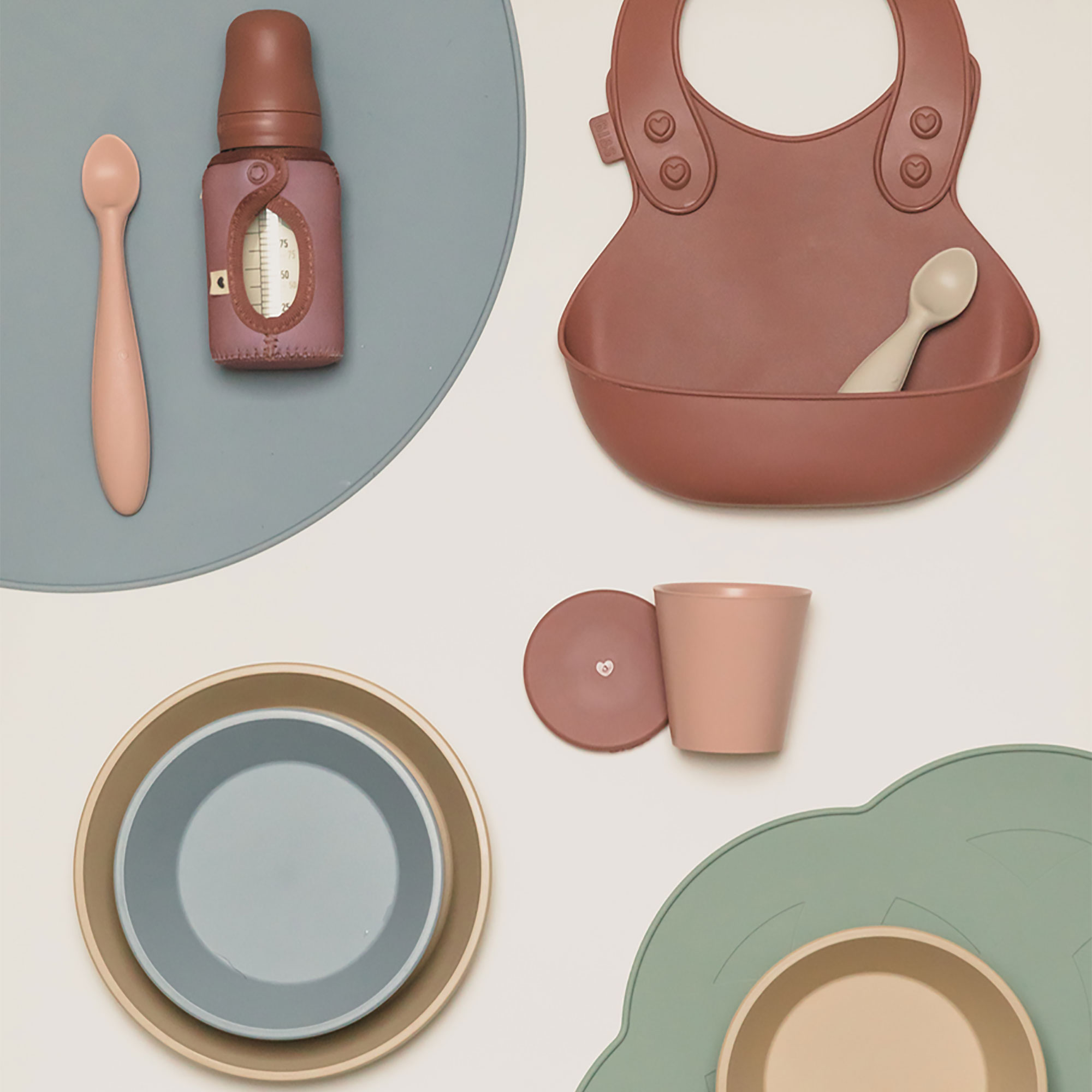 BIBS-silikonove-prestieranie-Classic_cloud_stolovanie_square