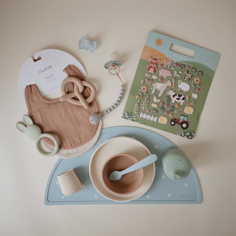 Flat_lays-dec8-73-p