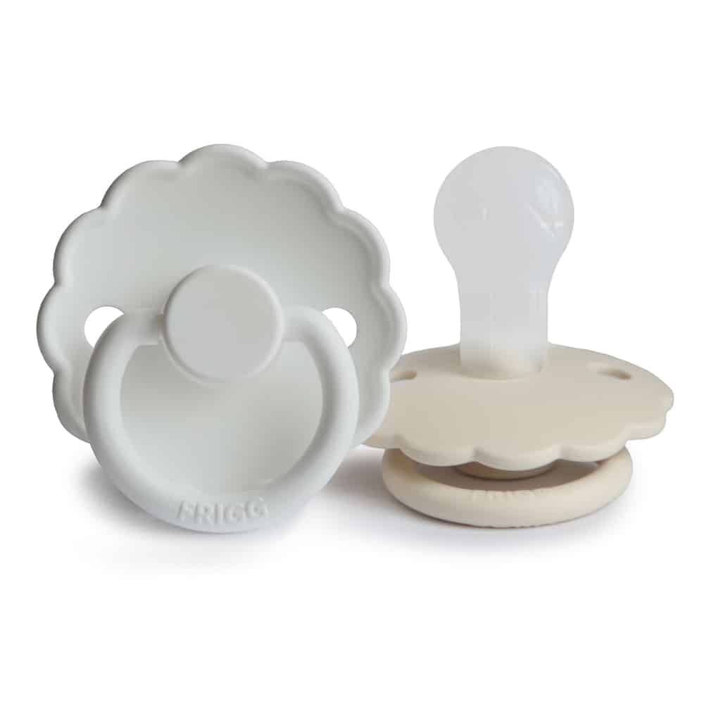 twopack_Bright-WhiteCream_Daisy-Silicone_0-6-1