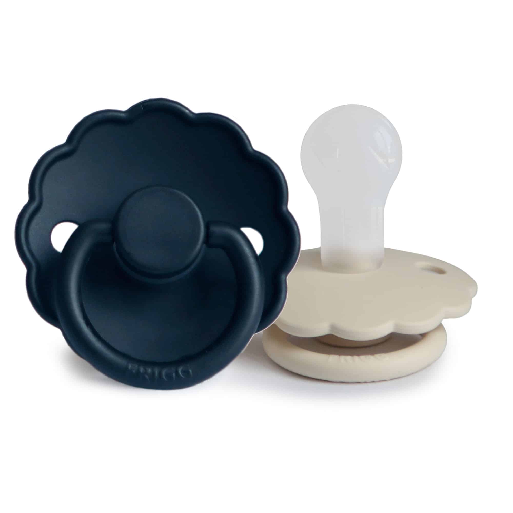 twopack_DarkNavySandstone_Daisy-Silicone_0-6