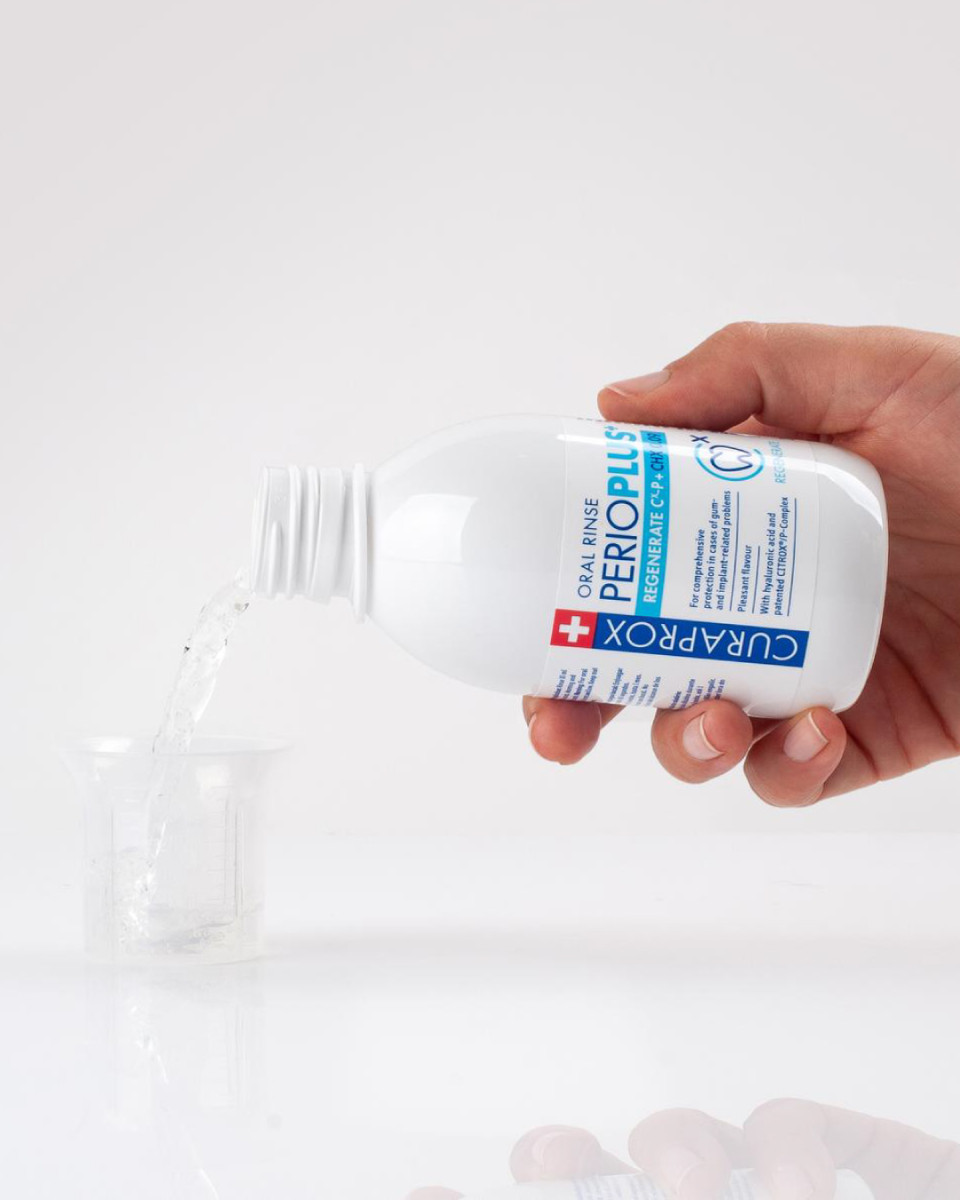 ustna-voda-perio-plus-regenerate-009-chx