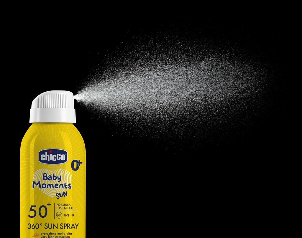 spray bottle liquid perfume drop