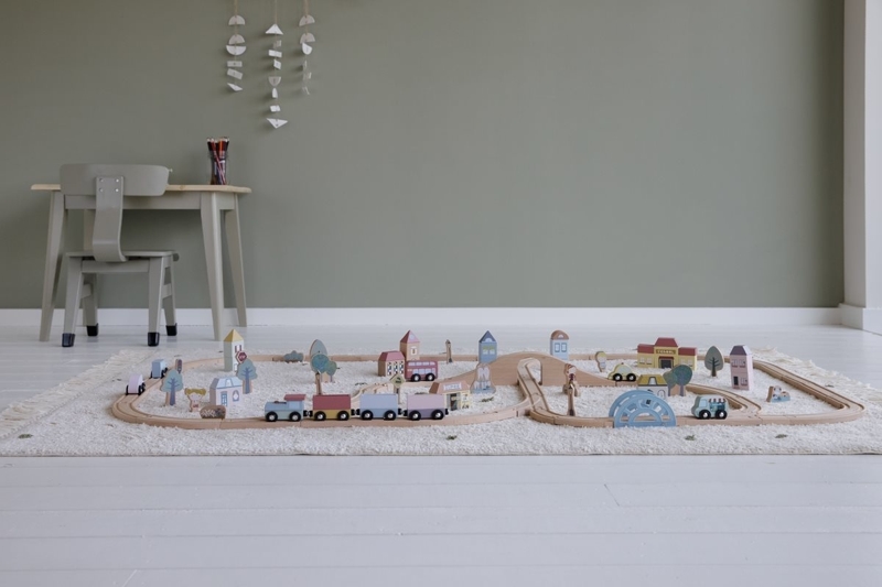 little-dutch-train-set-wood-xxl-railway-collection-1